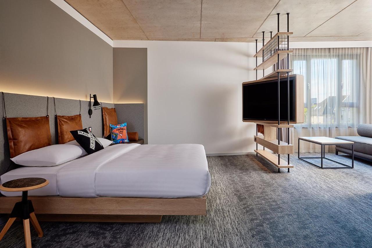 Moxy Cologne Muelheim Hotell Eksteriør bilde